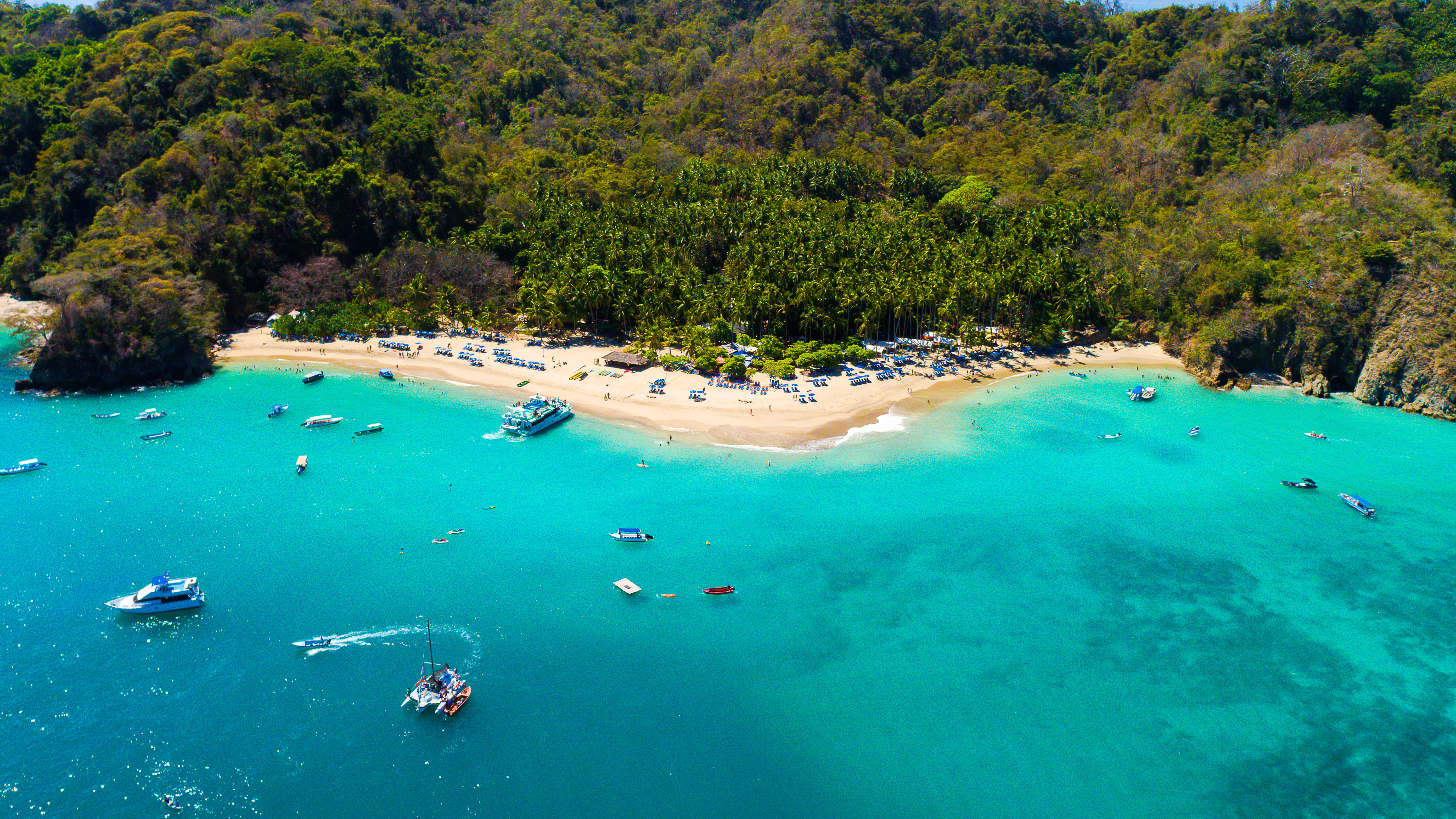9 Days of Untamed Cruising Through Costa Rica and Panama