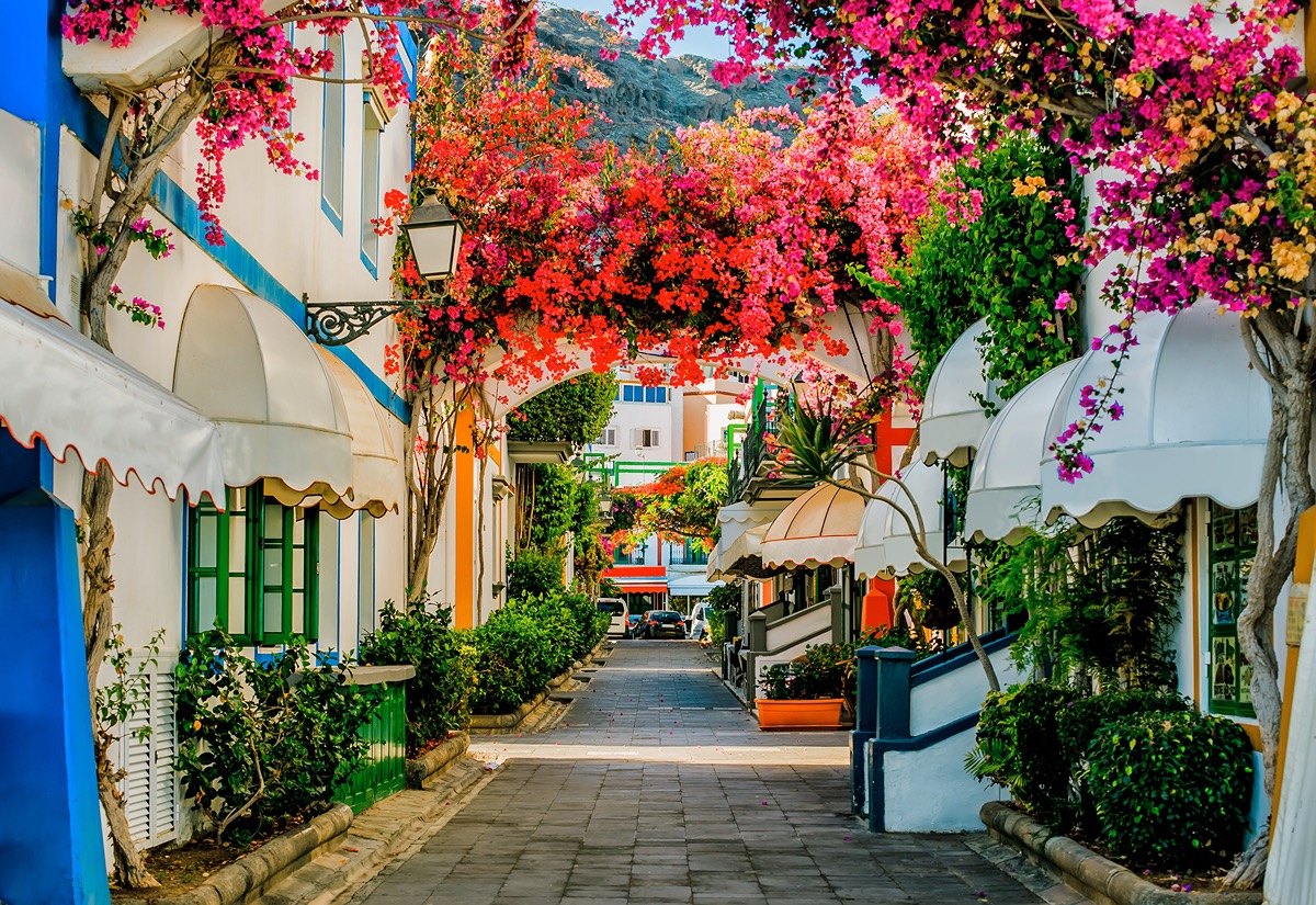 Destination image