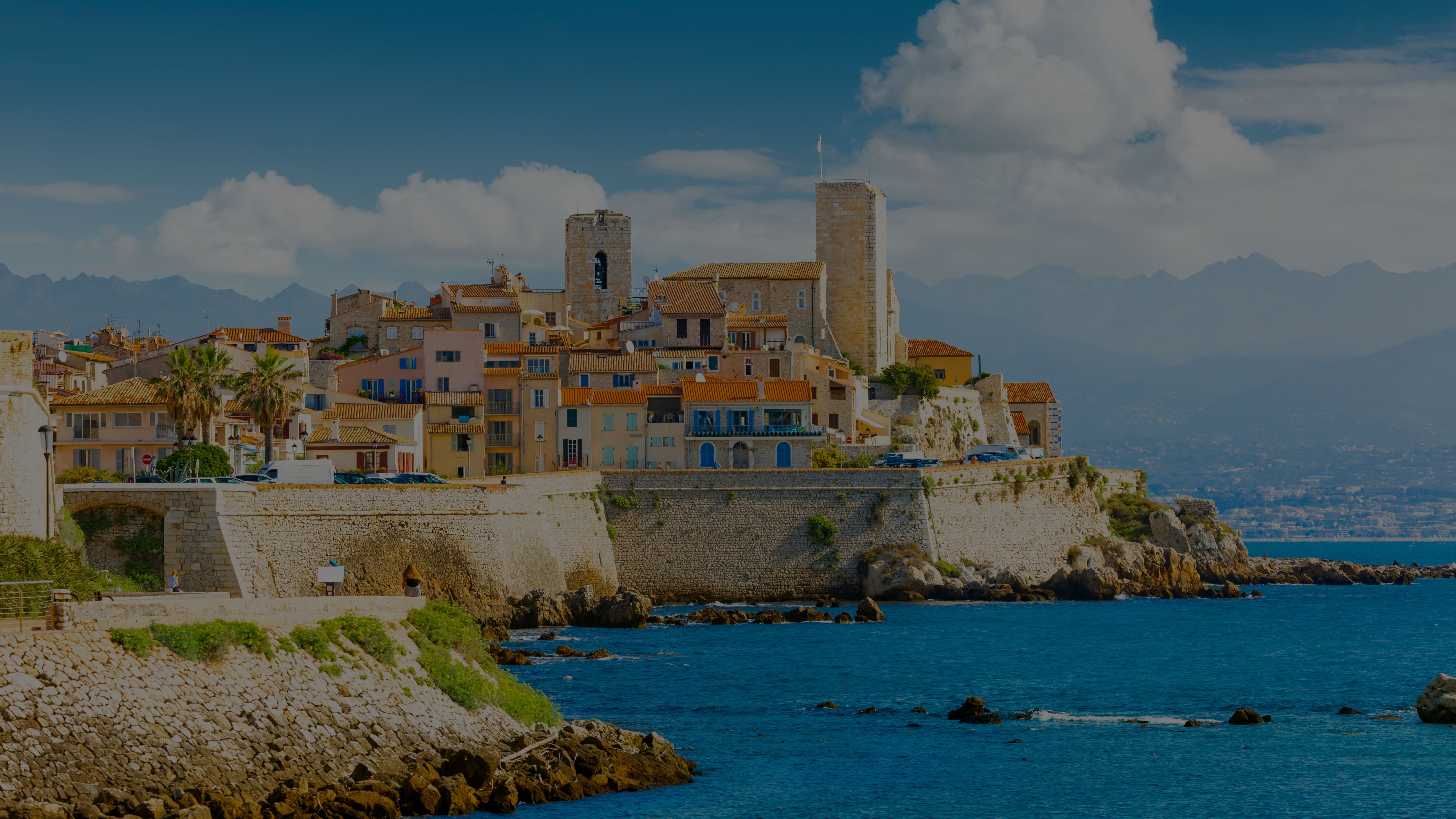 Antibes Yacht Charter