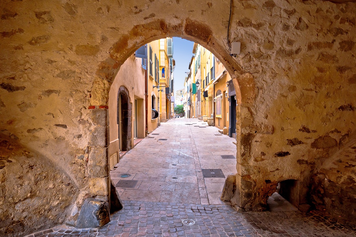Destination image