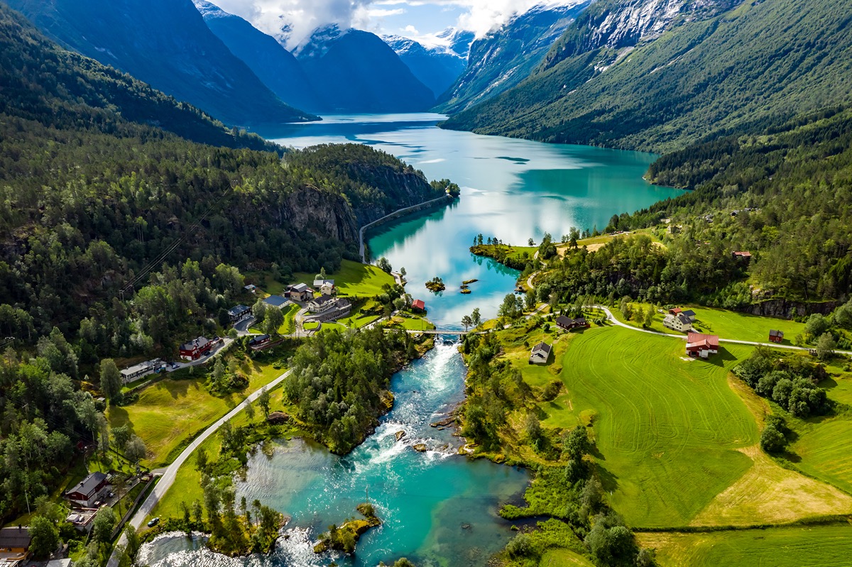 Destination image