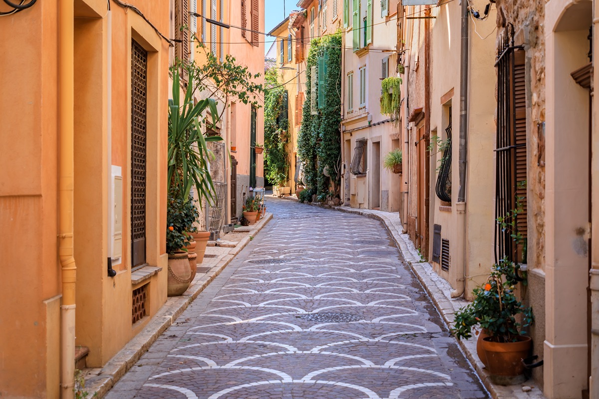 Destination image