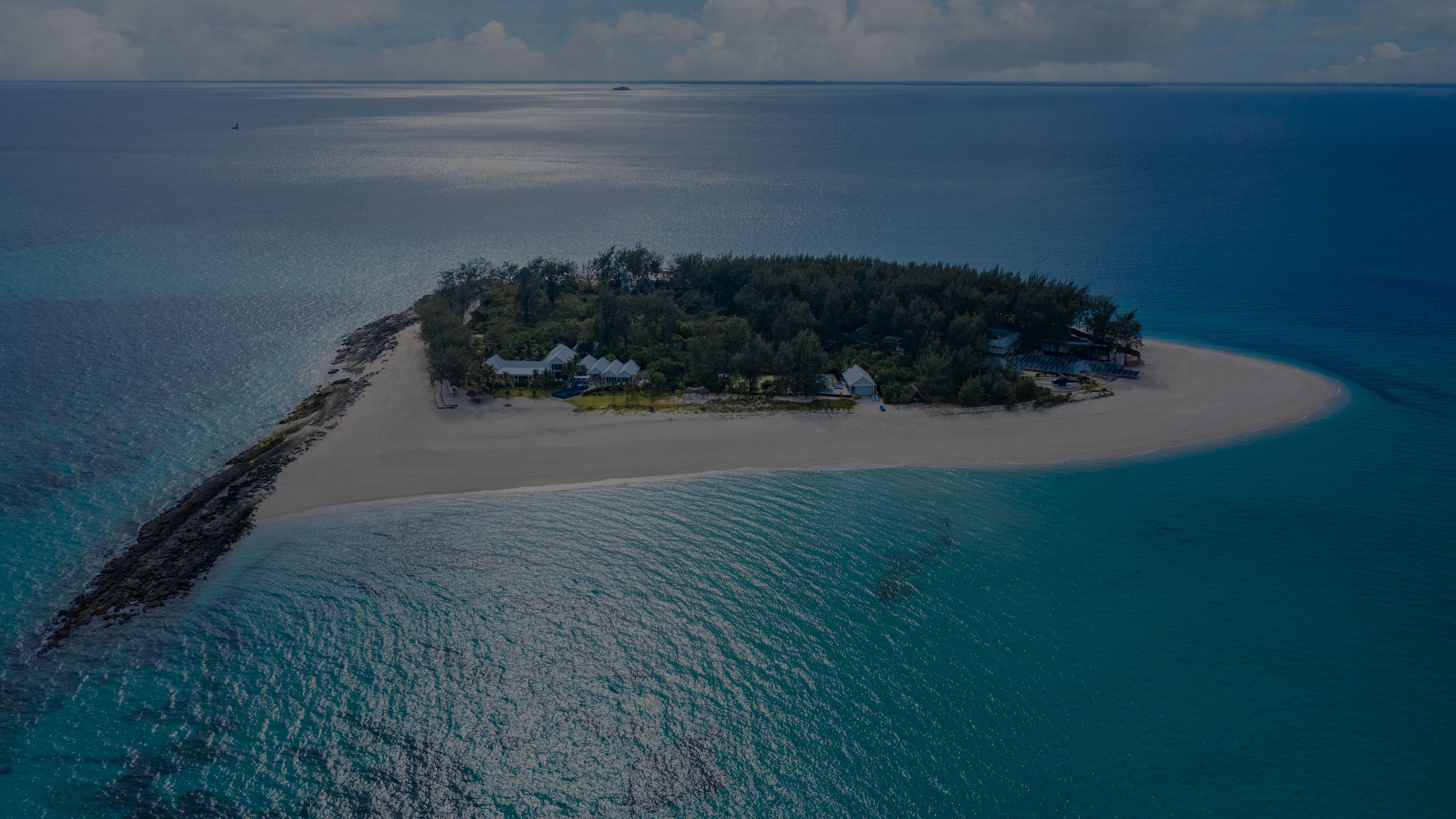 Thanda Island Yacht Charter