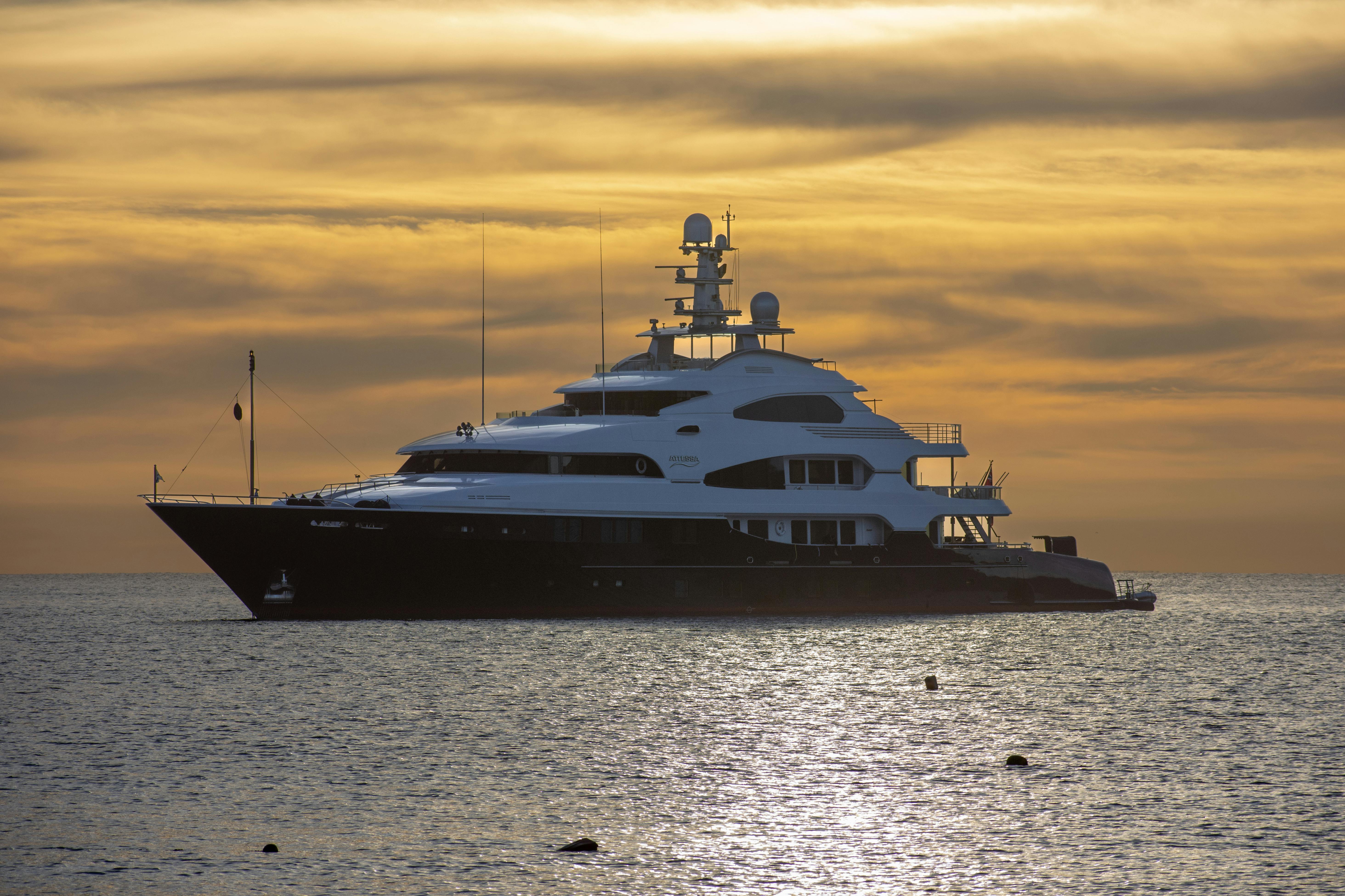 Motor Yachts experience